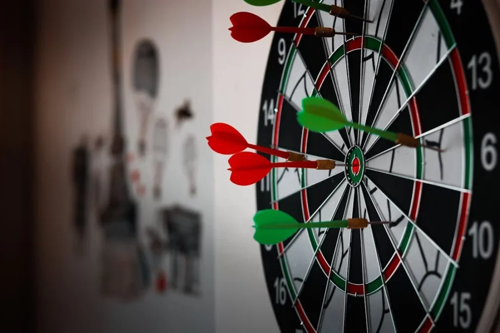 dart in dart board